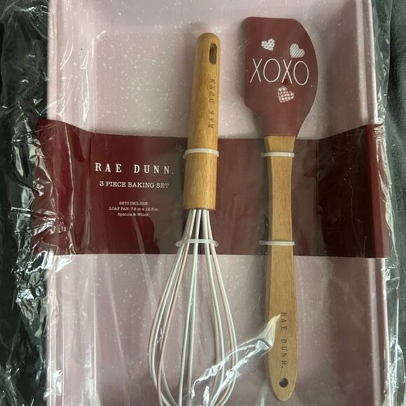 Rae Dunn XOXO 3 Piece Baking Set - Picture 1 of 2